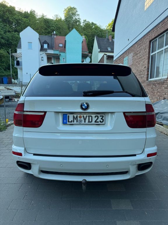 X5