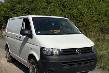 VW T5 Transporter 294.000 km 11.500 &euro; Oberelbert 56412