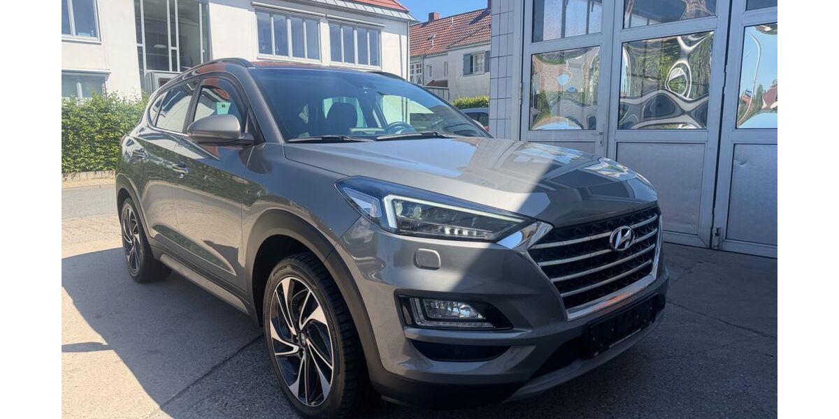 Hyundai TUCSON 200.000 km 12.899 &euro; Worms 67549