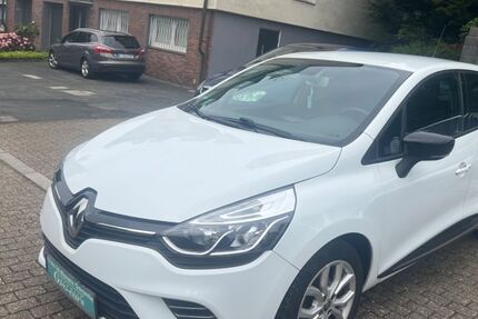Renault Clio 88.000 km 6.999 &euro; Essen 45147