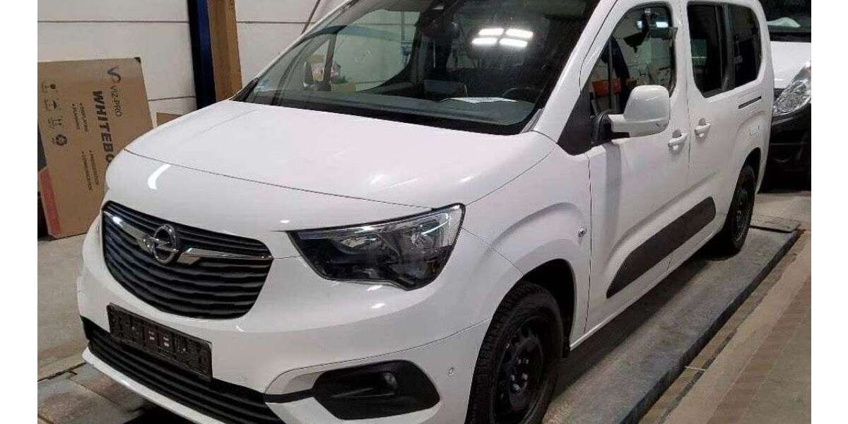 Opel Combo 198.900 km 10.900 &euro; Goslar 38644