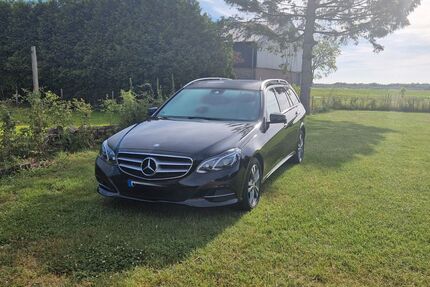 Mercedes-Benz E 220 105.000 km 20.100 &euro; Großefehn 26629