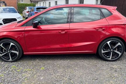 Seat Ibiza 21.700 km 16.500 &euro; Grebenau - Schwarz 36323