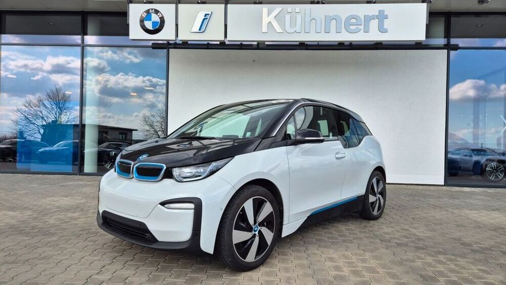 i3