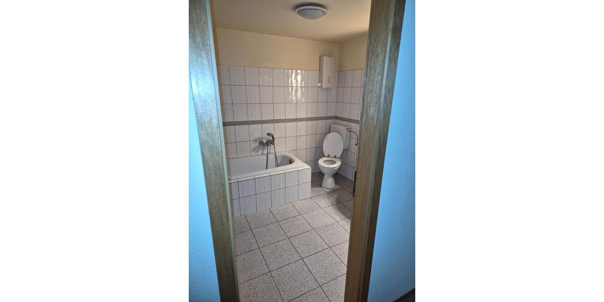 Etagenwohnung Altena - 2 Zimmer, 64 m&sup2;, 320&euro; | Angebot:26166755