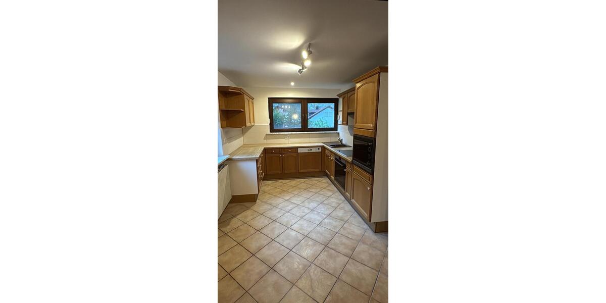 Erdgeschoßwohnung Weikersheim - 2.5 Zimmer, 69 m&sup2;, 850&euro; | Angebot:26255015