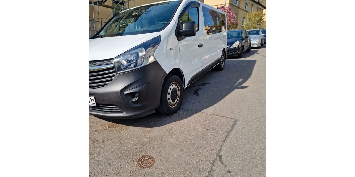 Opel Vivaro 214.000 km 10.750 &euro; Solingen 42651