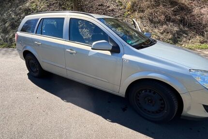 Opel Astra 201.000 km 2.501 &euro; Lauterbach 36341