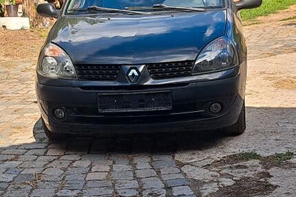 Renault Clio 212.038 km 700 &euro; Ebersbach 01561
