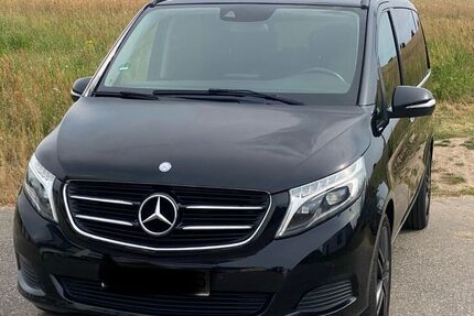 Mercedes V 220