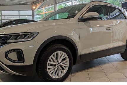 VW T-Roc 8.000 km 28.949 &euro; Eisenhüttenstadt 15890