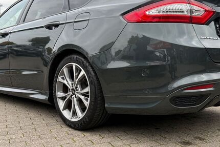 Ford Mondeo 115.000 km 13.999 € Essen 45326
