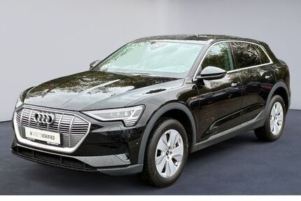 Audi e-tron 36.900 km 27.650 € Braunschweig 38124