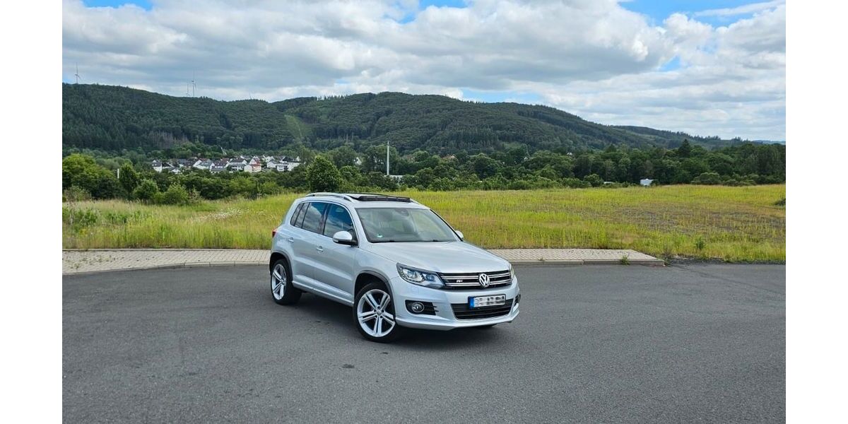 VW Tiguan 207.884 km 13.600 &euro; Bad Laasphe 57334