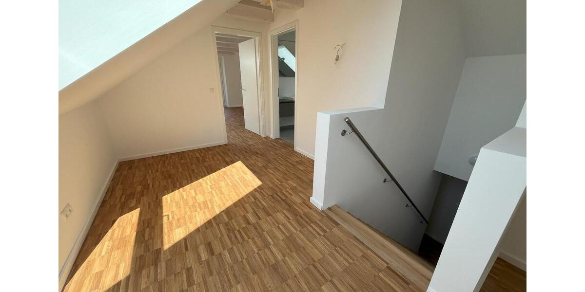Einfamilienhaus Gettorf - 5 Zimmer, 204 m&sup2;, 3.000&euro; | Angebot:26136199
