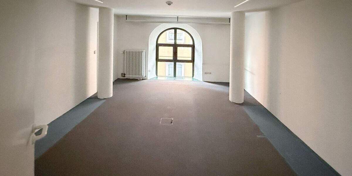 Gewerbeobjekt Villingen-Schwenningen Villingen - 5 Zimmer, 149 m&sup2;, 300.000&euro; | Angebot:25745705
