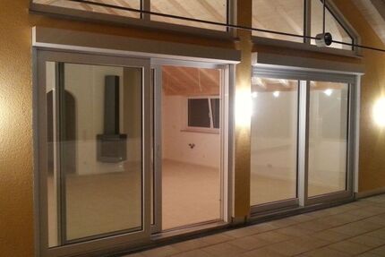 Sehr schöne Luxuswohnung oder Gewerbefläche. (Niedrigenergiehaus) 3.5 zimmer