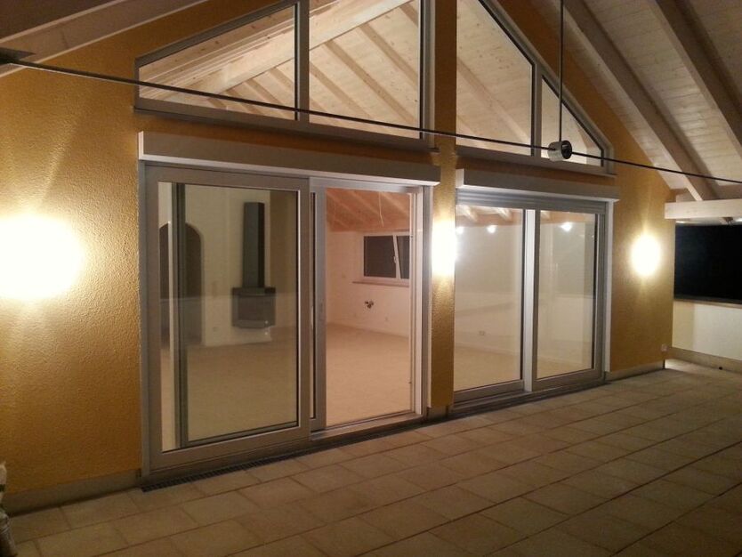 Sehr schöne Luxuswohnung oder Gewerbefläche. (Niedrigenergiehaus) 3.5 zimmer