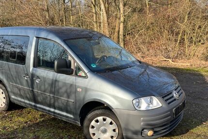 VW Caddy 156.597 km 4.990 &euro; Borsdorf 04451
