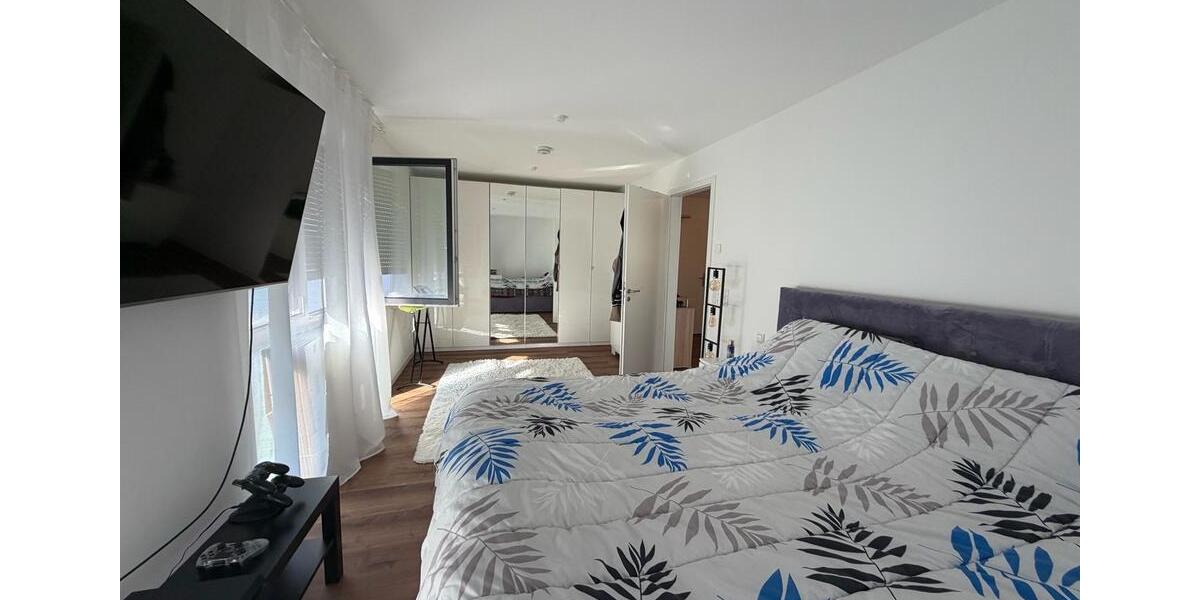 Etagenwohnung Neu-Isenburg Isenburg - 2 Zimmer, 83 m&sup2;, 1.350&euro; | Angebot:26585870