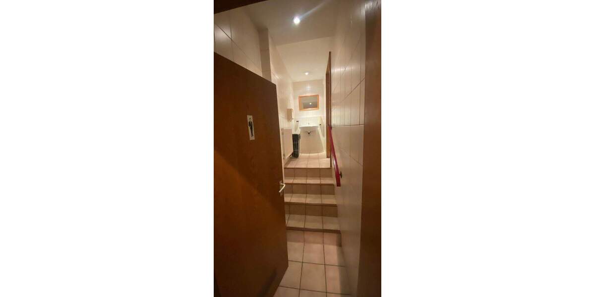 Mehrfamilienhaus, Wohnhaus Volkach - 9 Zimmer, 415.000&euro; | Angebot:25771723