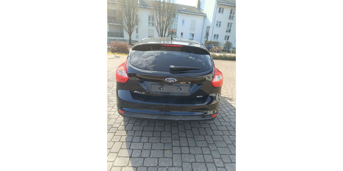 Ford Focus 189.000 km 3.050 &euro; Rosenheim 83026
