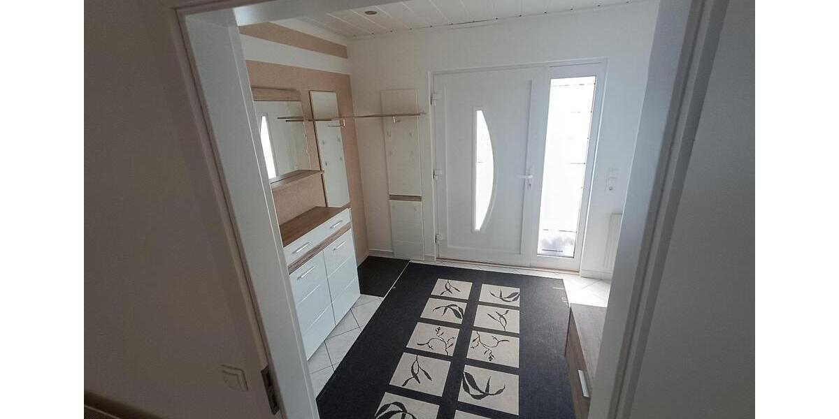 Mehrfamilienhaus, Wohnhaus Höheinöd - 7.5 Zimmer, 263 m&sup2;, 399.000&euro; | Angebot:26997468