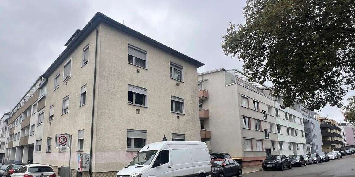 Haus zum Kaufen in Pforzheim 3.200.000 € 1917.16 m² 1 zimmer