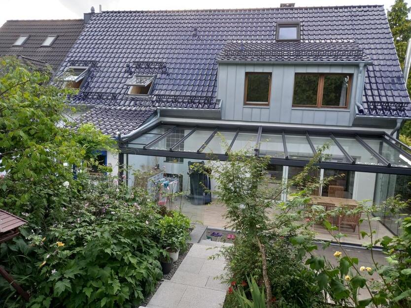 Zweifamilienhaus mit großem Grundstück provisionsfrei!!!