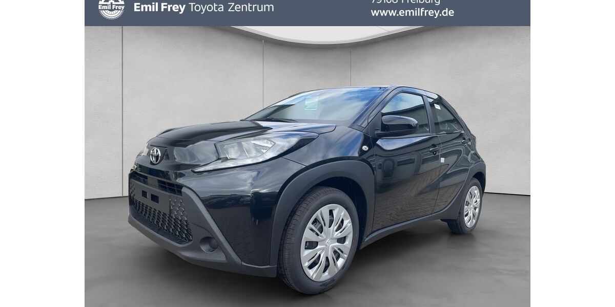 Toyota Aygo (X) 2.150 km 16.990 &euro; Freiburg 79108