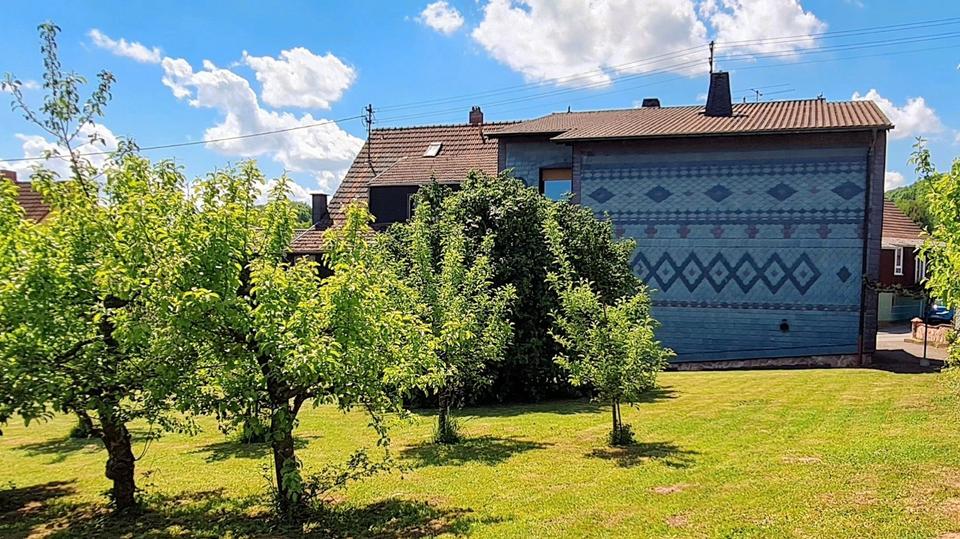 Einfamilienhaus Ottweiler - 8 Zimmer, 210 m&sup2;, 280.000&euro; | Angebot:27010138