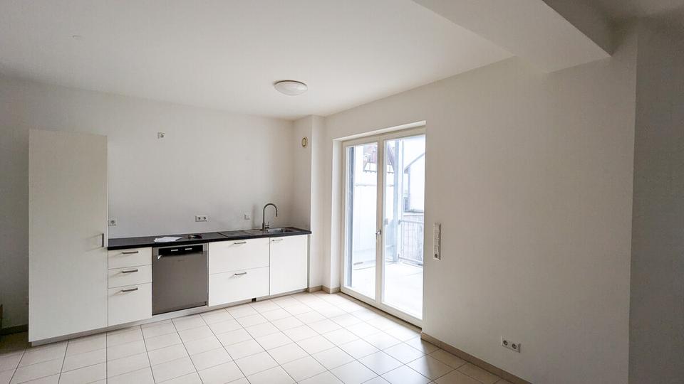 Erdgeschoßwohnung Bretten - 2 Zimmer, 76 m&sup2;, 900&euro; | Angebot:26013872