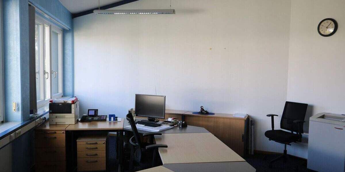 Gewerbeobjekt Herrieden Schernberg - 7 Zimmer, 220 m&sup2;, 2.528&euro; | Angebot:25733893