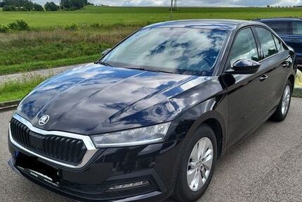 Skoda Octavia 30.300 km 16.880 &euro; Eichenzell 36124