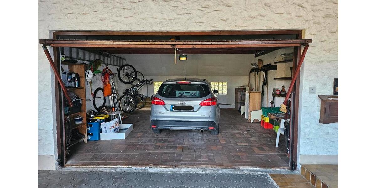 Dachgeschoßwohnung Stetten - 7 Zimmer, 99 m&sup2;, 275.000&euro; | Angebot:26223959