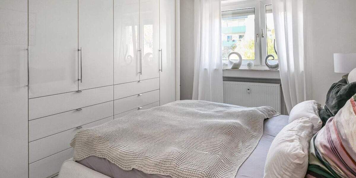 Zeitlos wohnen, zukunftssicher investieren - sehr gepflegte 4-Zimmer-Wohnung mit modernem Komfort 4 zimmer