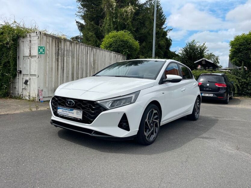 i20