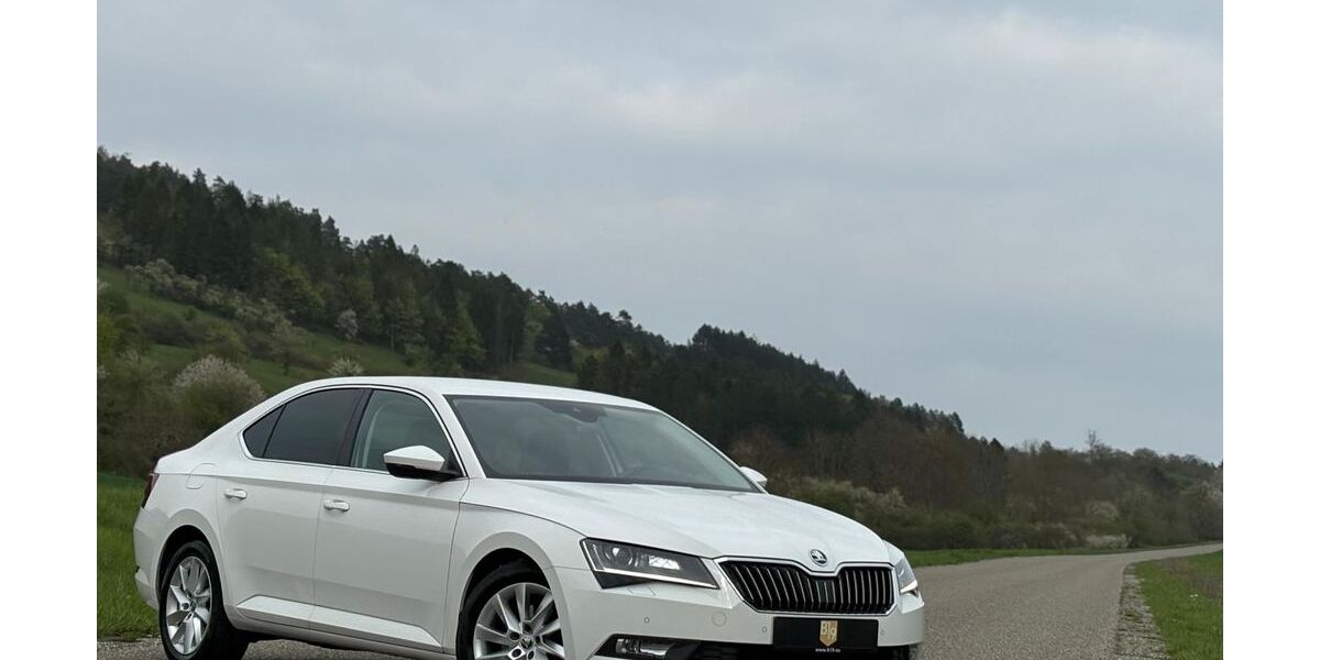Skoda Superb 79.700 km 19.999 &euro; Lauda-Königshofen 97922