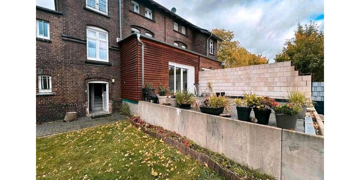 Einfamilienhaus Bottrop Ebel - 7 Zimmer, 220 m&sup2;, 410.000&euro; | Angebot:27083422
