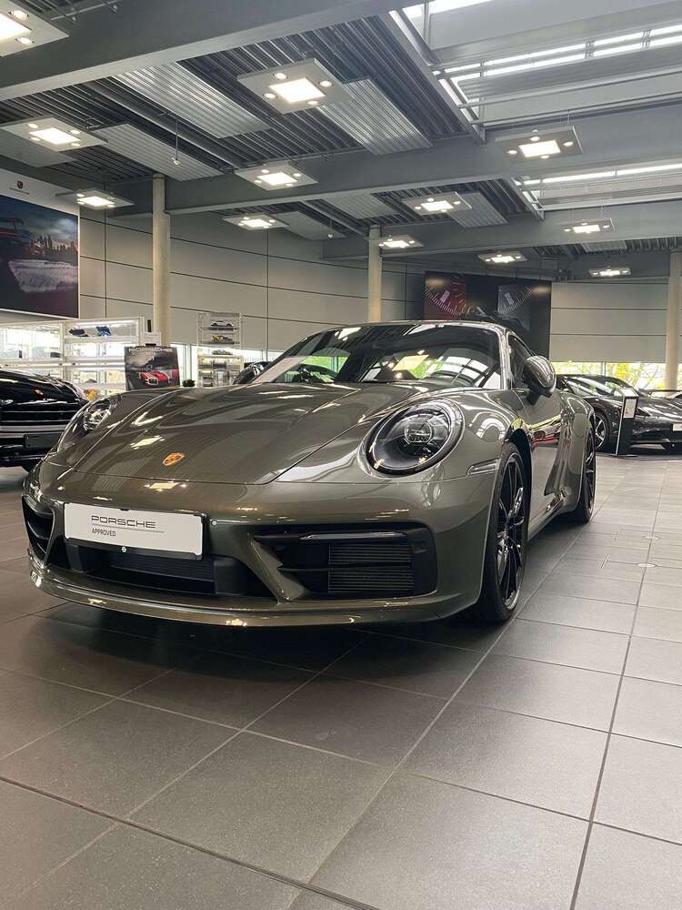 992