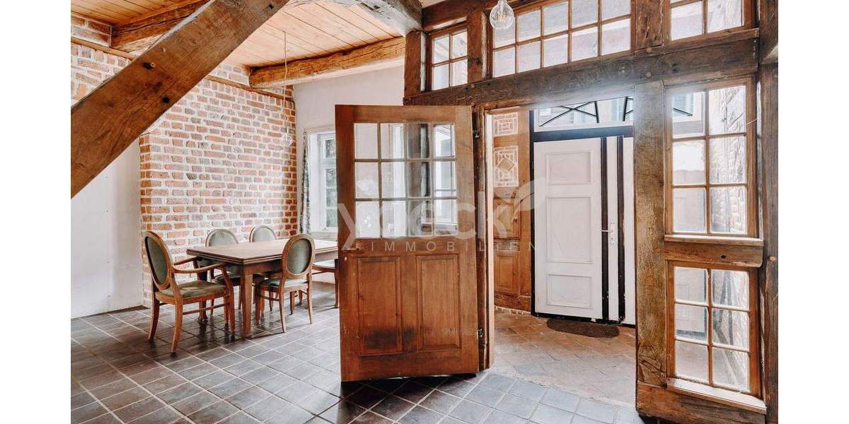 Mehrfamilienhaus, Wohnhaus Lüneburg Altstadt - 6 Zimmer, 199 m&sup2;, 519.000&euro; | Angebot:25801437