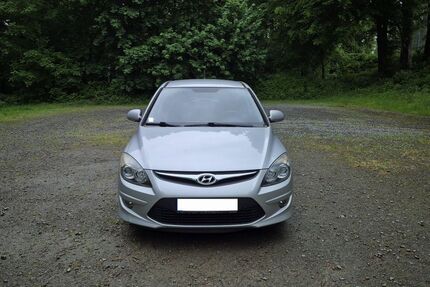 Hyundai i30 114.000 km 3.000 &euro; Burscheid 51399