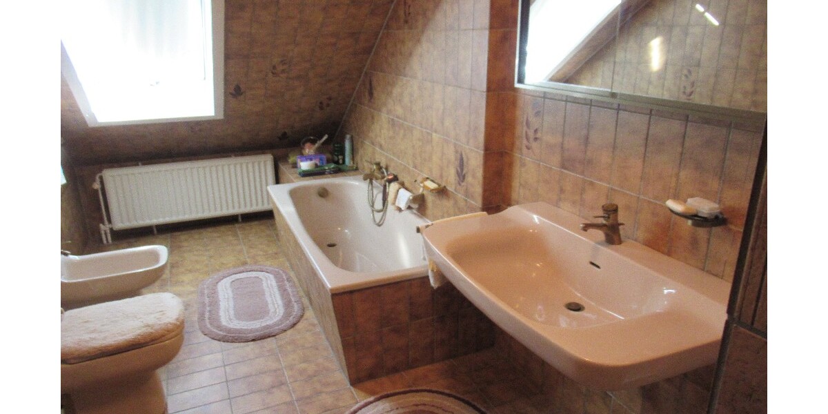 große 3 Zimmer DG-Wohnung in WinterbergStadt - 3- Winterberg | Angebot:23820885