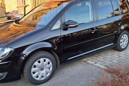 VW Touran 104.000 km 7.499 &euro; Passau 94034