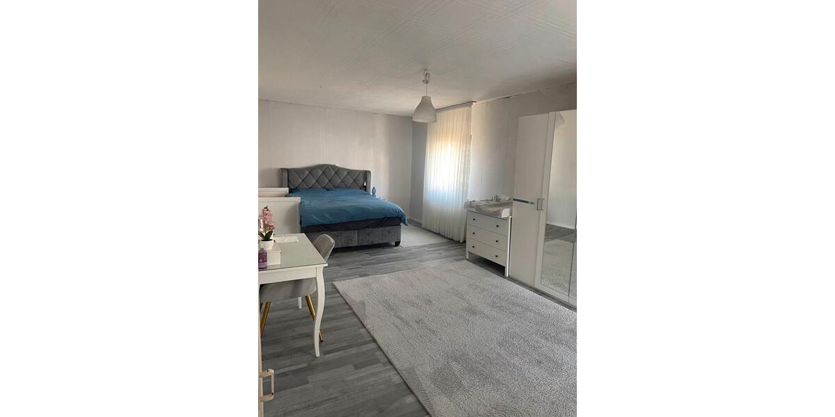 Einfamilienhaus Aßlar - 5 Zimmer, 130 m&sup2;, 1.100&euro; | Angebot:25496752