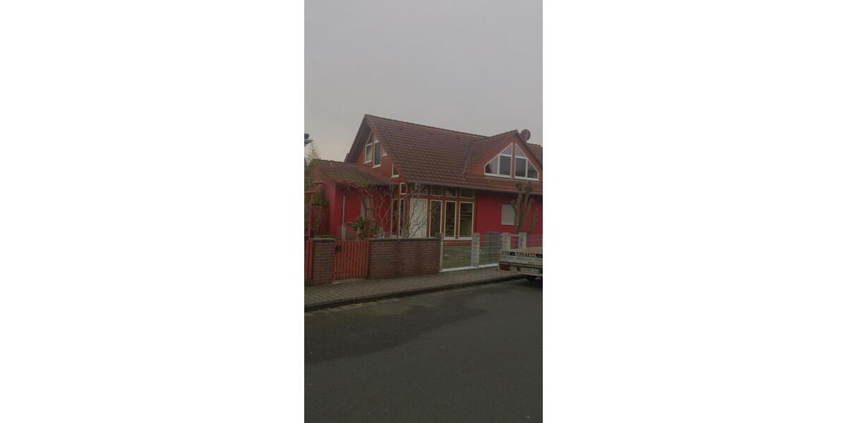 Einfamilienhaus Rödermark - 6.5 Zimmer, 200 m&sup2;, 2.000&euro; | Angebot:25408296