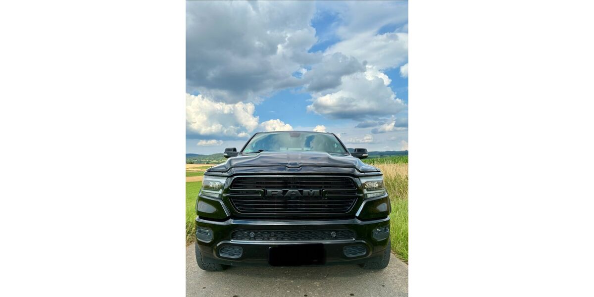 Dodge RAM 126.000 km 38.000 &euro; Frankenberg 35066