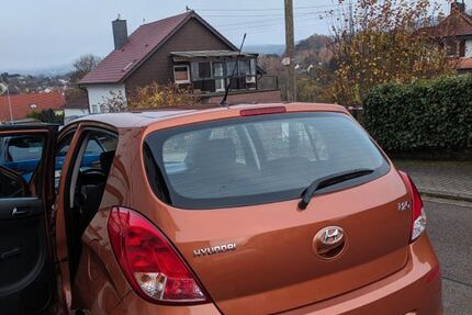 Hyundai i20 68.000 km 5.100 &euro; Eschringen 66130