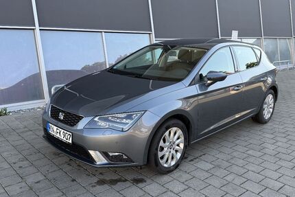 Seat Leon 125.289 km 9.000 &euro; Steißlingen 78256