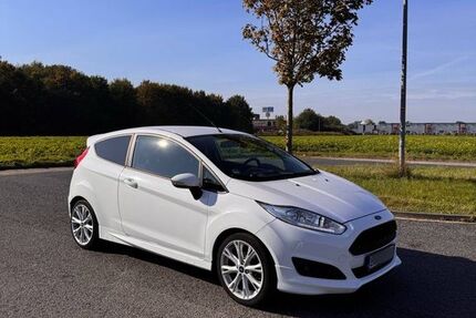 Ford Fiesta 198.000 km 5.500 € Cloppenburg 49661
